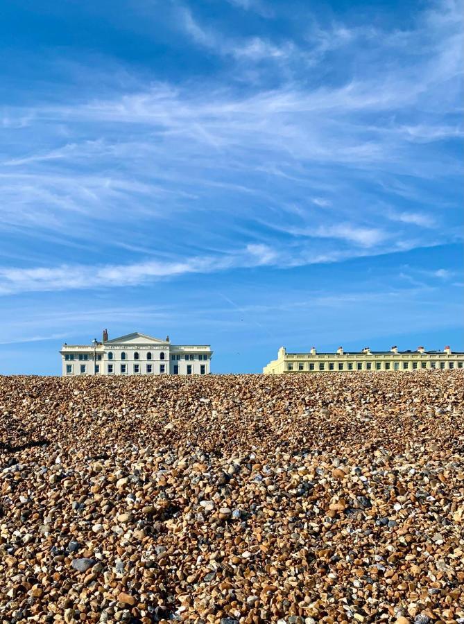 Lansdowne House * Hove