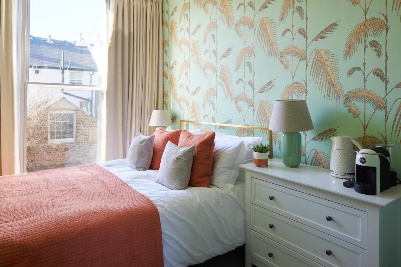 Lansdowne House * Hove