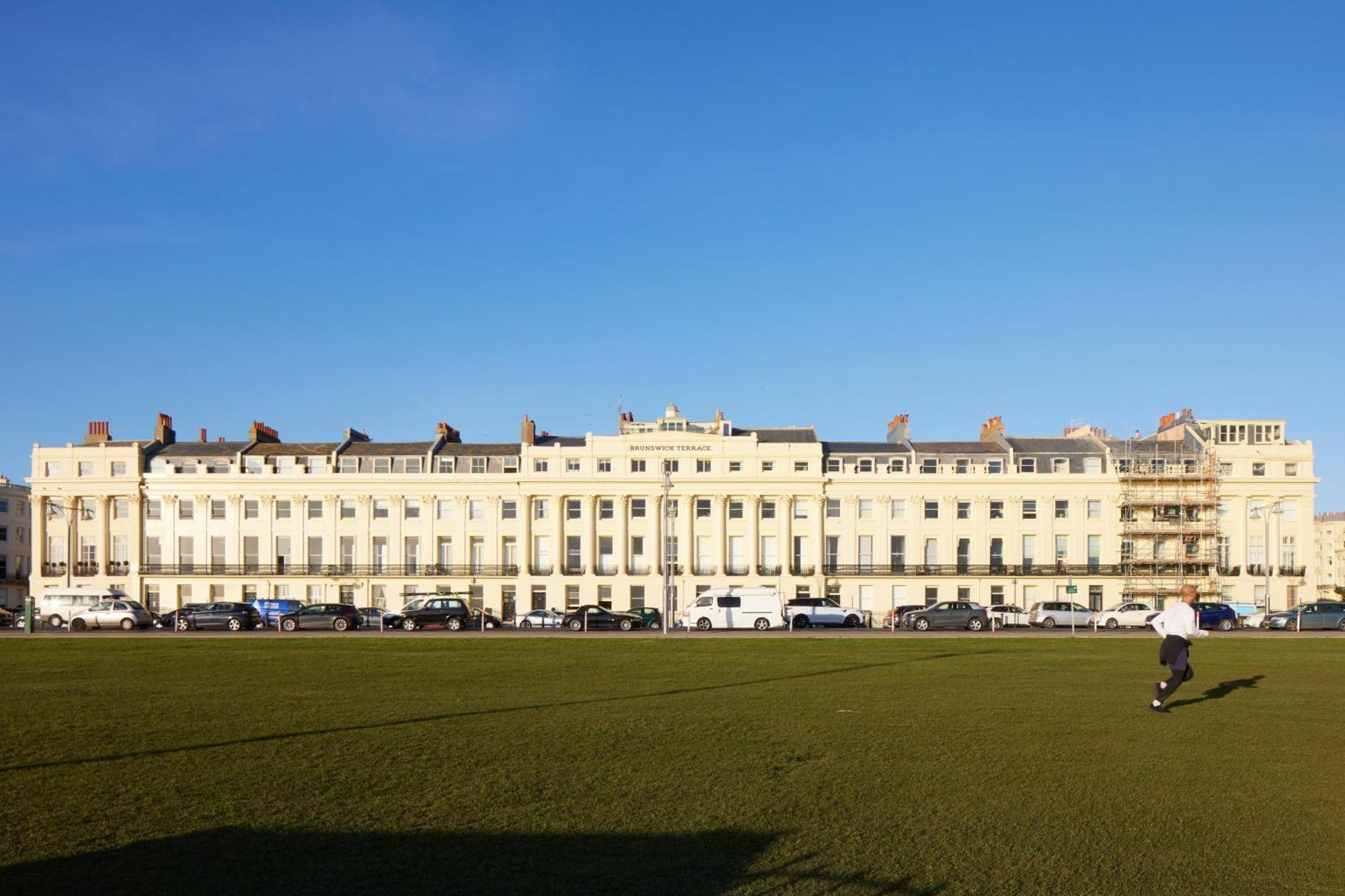 Lansdowne House * Брайтонн